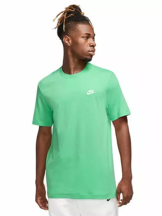 NIKE | Herren T-Shirt Nike Sportswear Club | grün