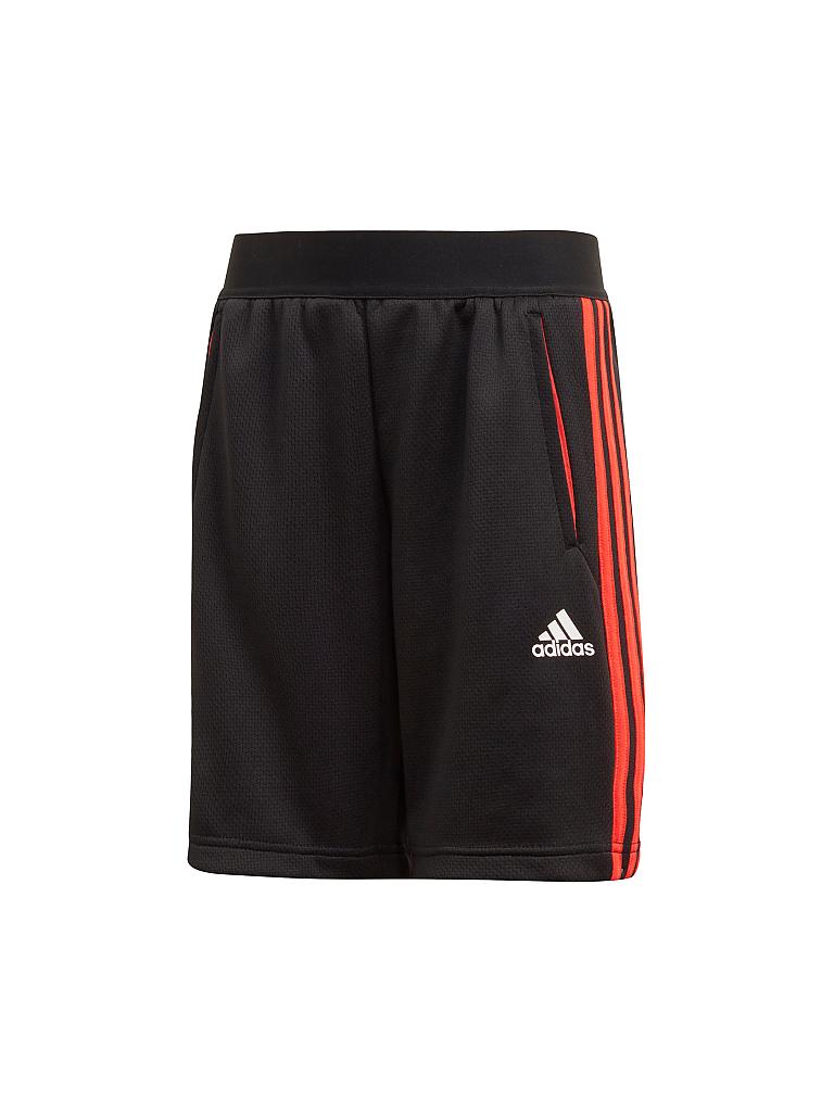 short predator adidas