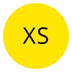 Ein leuchtend gelber runder Knopf mit schwarzem Text in der Mitte, auf dem „XS“ steht, was möglicherweise auf eine besonders kleine Größe hinweist.
