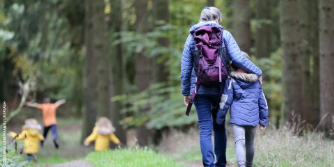 Wandern-mit-Kindern-Bild-Familie