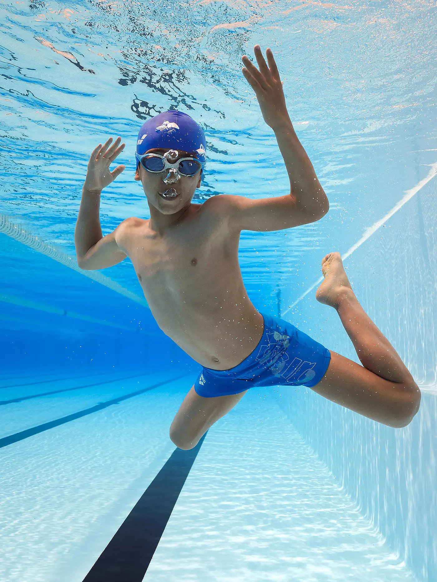 ARENA | Jungen Beinbadehose Tales | blau