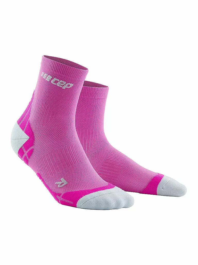 CEP | Damen Kompressionssocken Ultralight Compression Short Socks | pink
