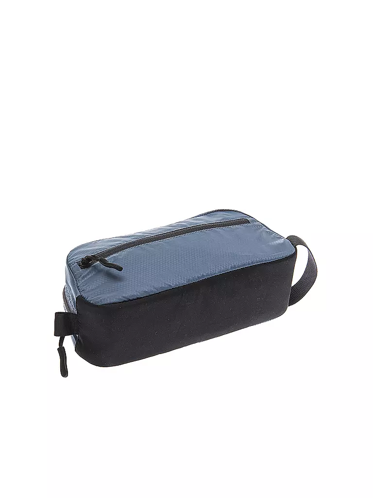 COCOON | On-The-Go Toiletry Kit Light M | blau