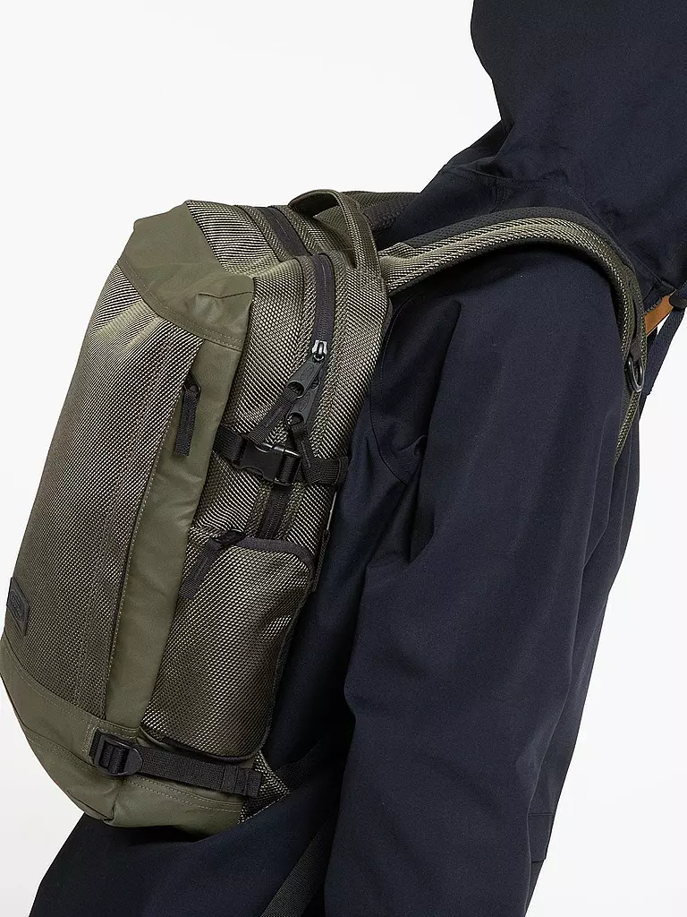 EASTPAK | Rucksack Tecum M Cnnct Khaki 19L | olive