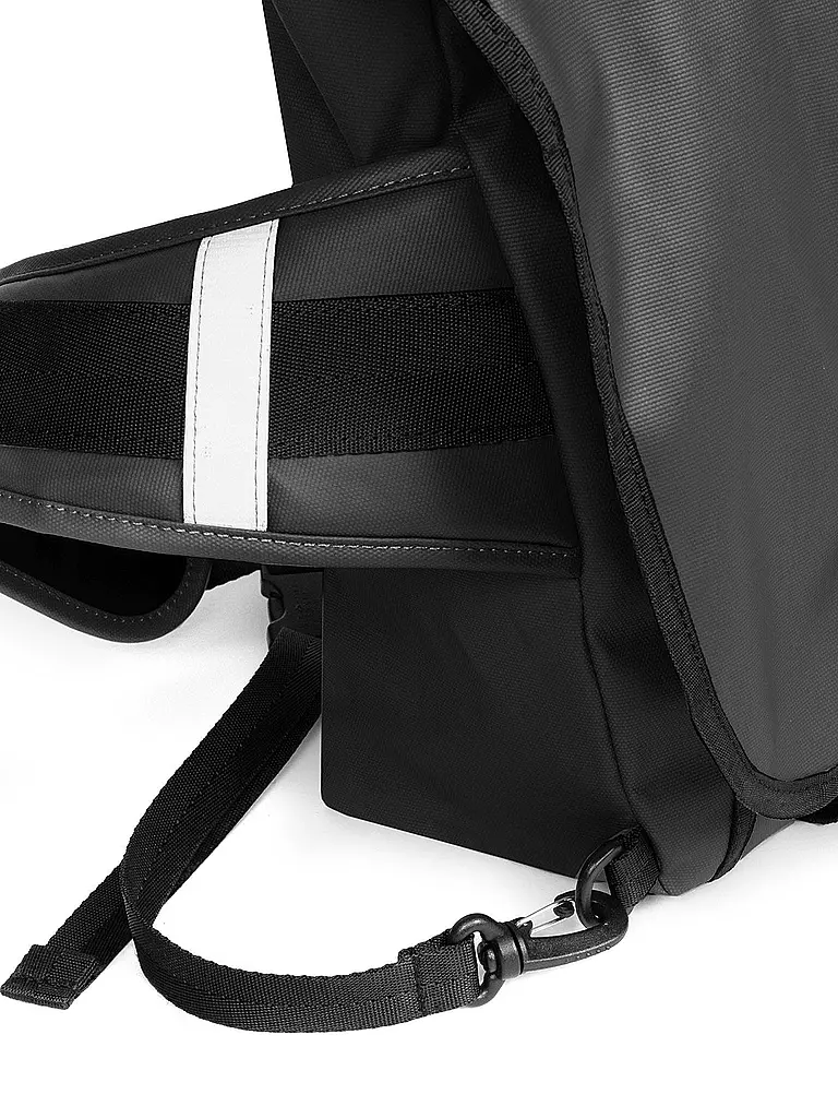 EASTPAK | Umhängetasche Messer Bike 15L | rot