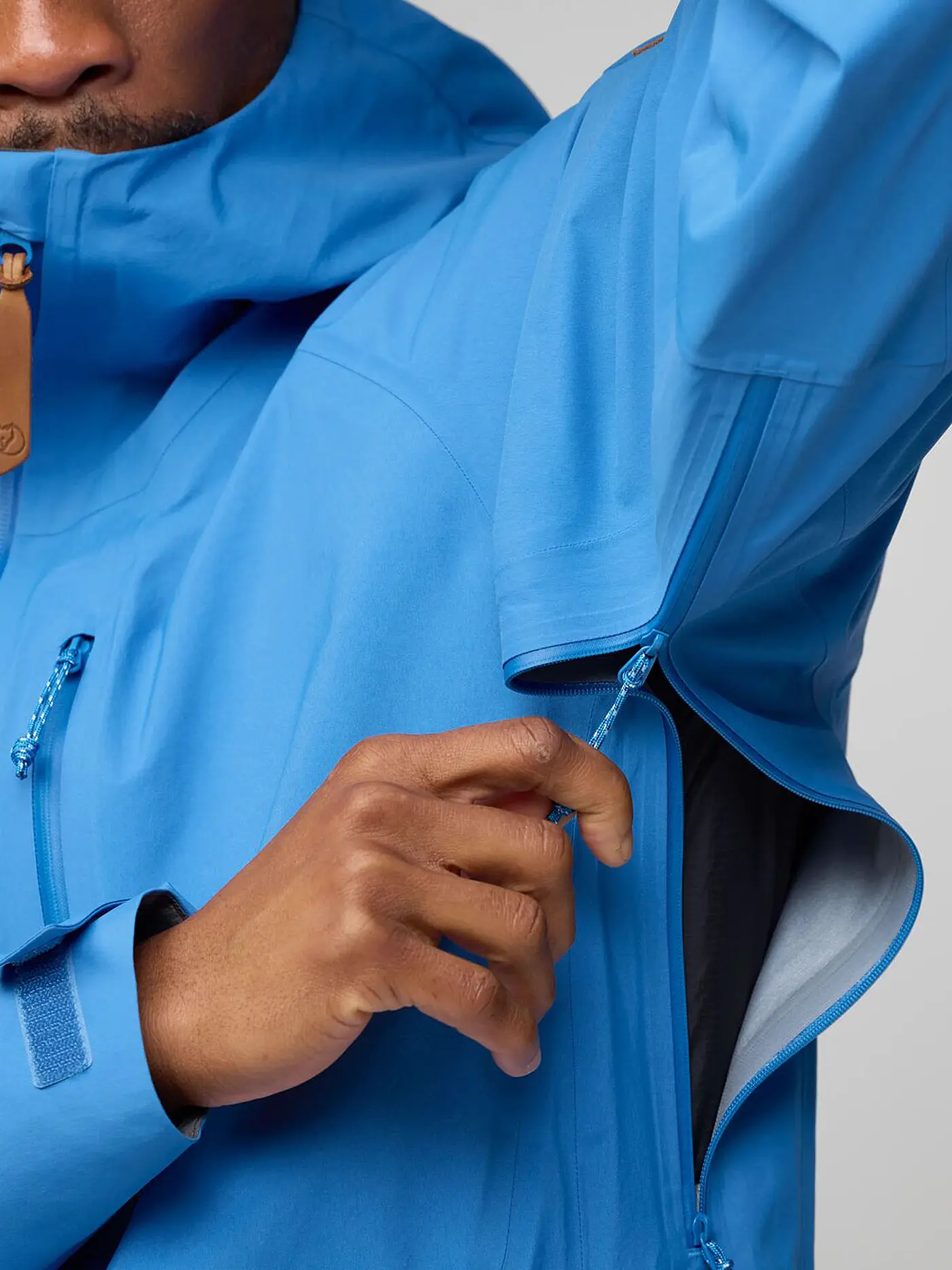 FJÄLLRÄVEN | Herren Wanderjacke Keb 3L GTX Hoodie | blau