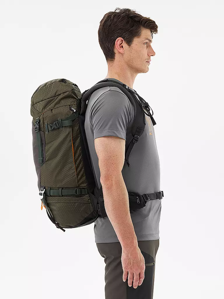 MILLET | Wanderrucksack Ubic 30L | dunkelgrün