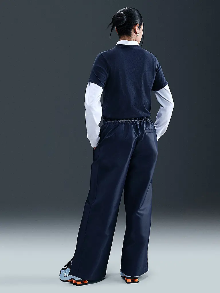 NIKE | Damen T-Shirt Sportswear Club Essentials | 