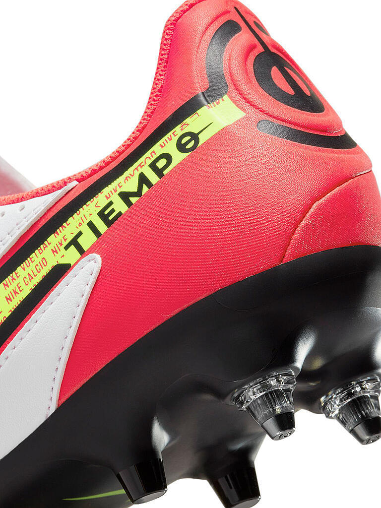 nike tiempo eisenstollen