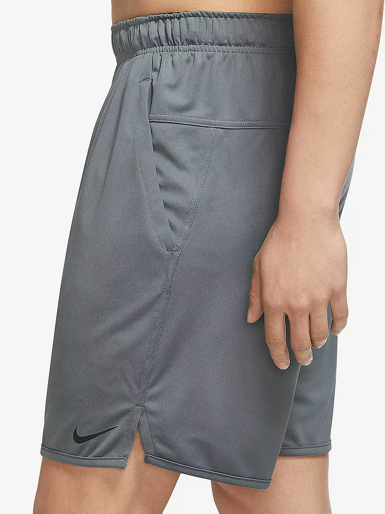 NIKE | Herren Fitnessshort Dri-FIT Totality | grau