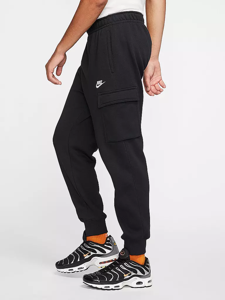 NIKE | Herren Hose Sportswear Club Cagostyle | schwarz