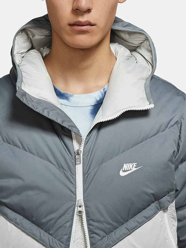 NIKE | Herren Jacke Sportswear Storm-FIT Windrunner | grau