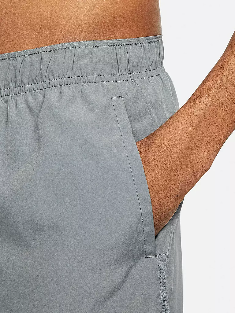 NIKE | Herren Laufshort Challenger 5inch | hellgrau