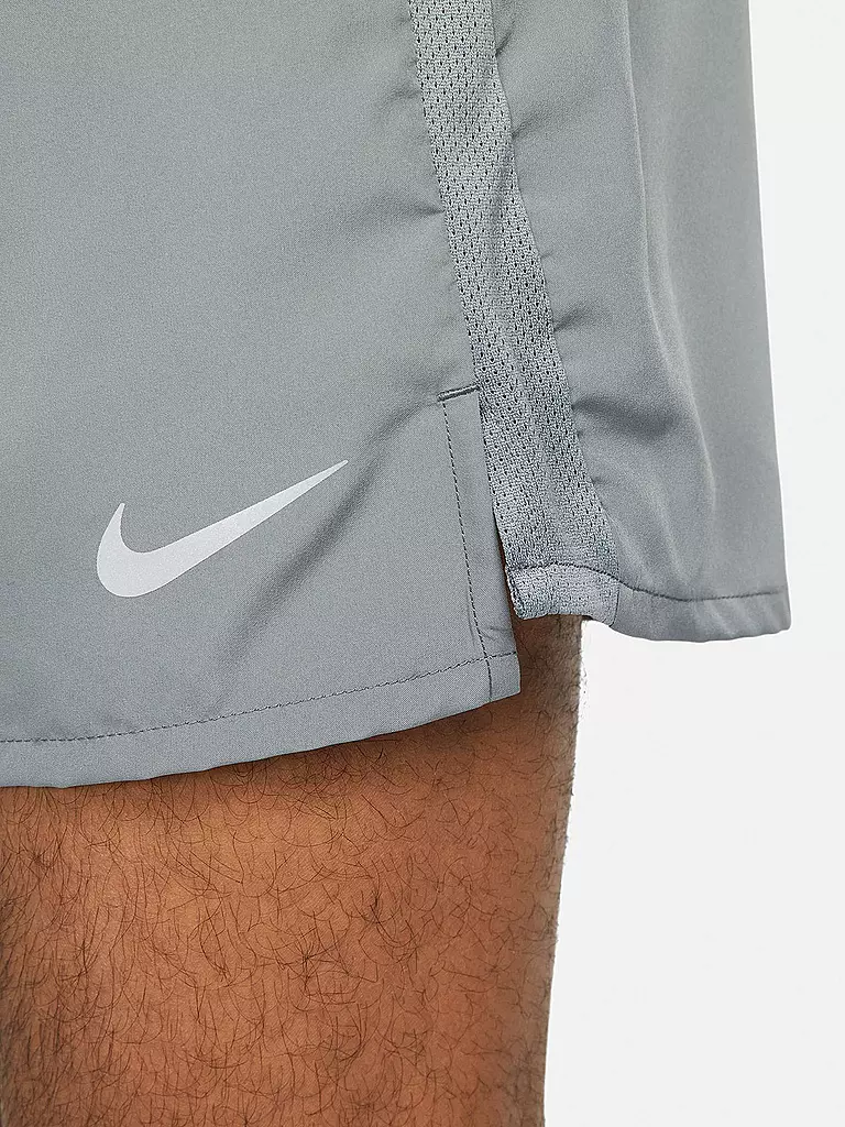 NIKE | Herren Laufshort Challenger 5inch | hellgrau