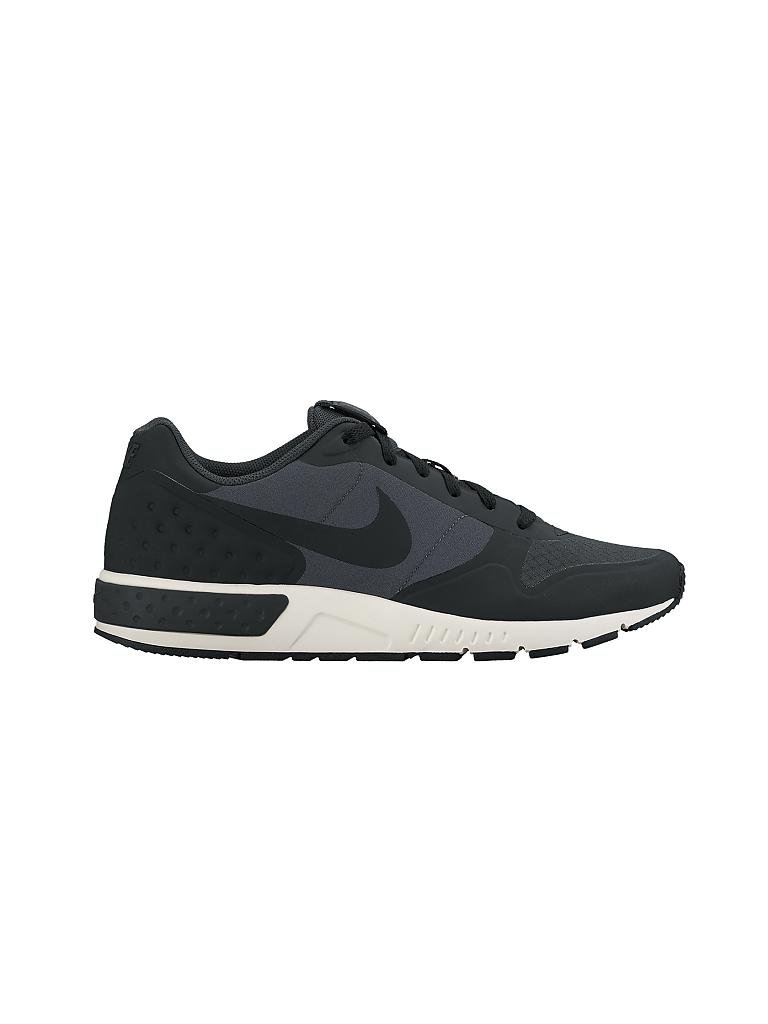 NIKE Herren Schuh Nightgazer LW grau