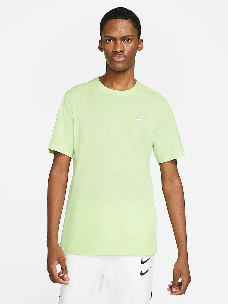 NIKE | Herren T-Shirt Nike Sportswear Club | grün