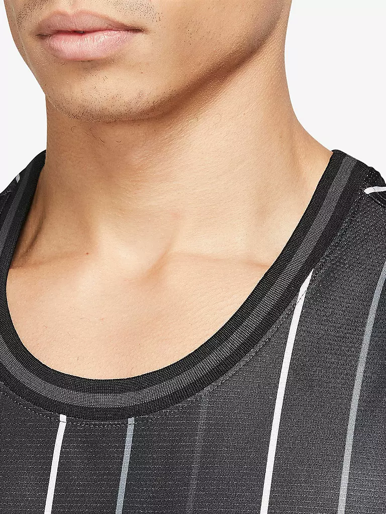 NIKE | Herren Tank Dri-FIT DNA | schwarz