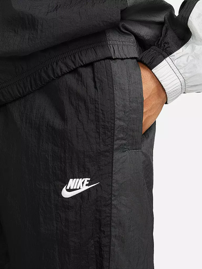 NIKE | Herren Trainingsanzug Sportswear Essentials | schwarz