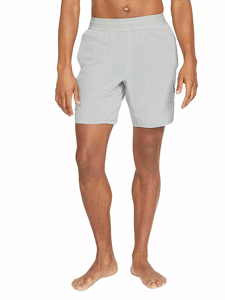 NIKE | Herren Yoga Short Dri-FIT | grau