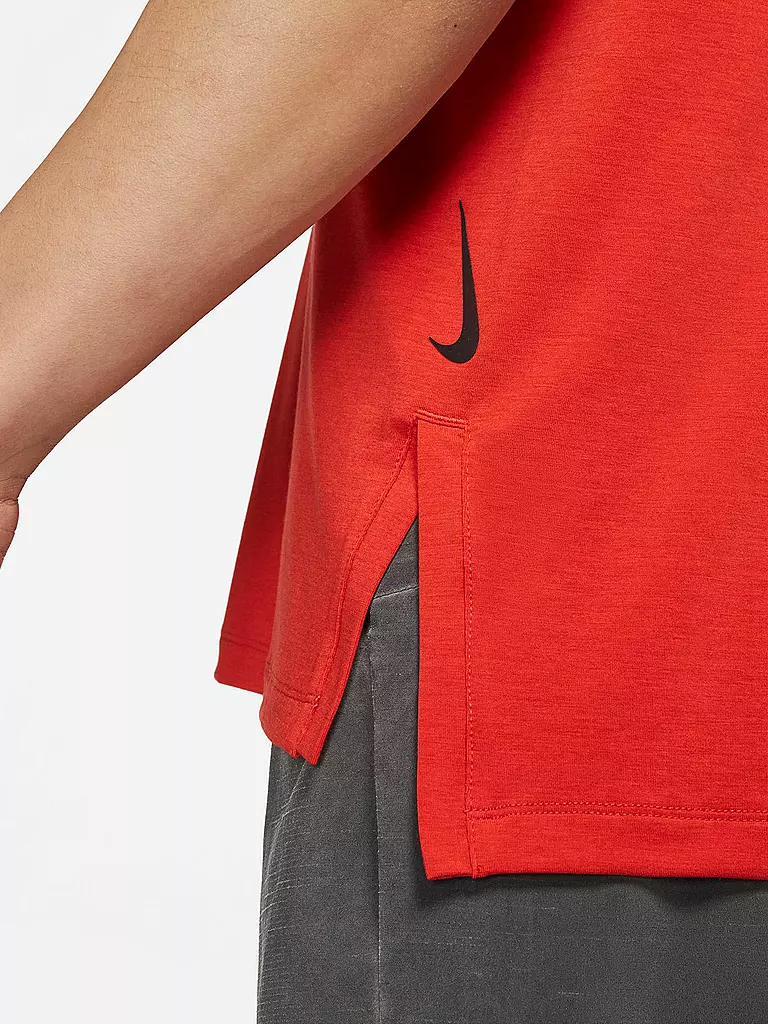 NIKE | Herren Yogashirt Dri-FIT | rot