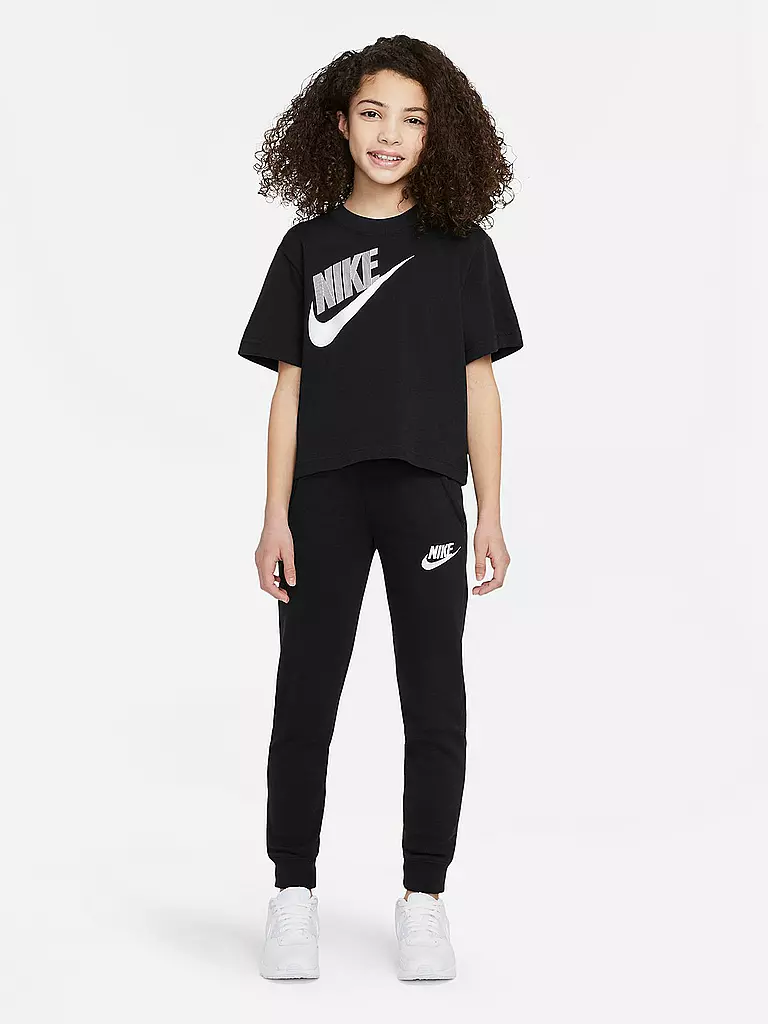 NIKE | Mädchen T-Shirt Sportswear Essential | schwarz