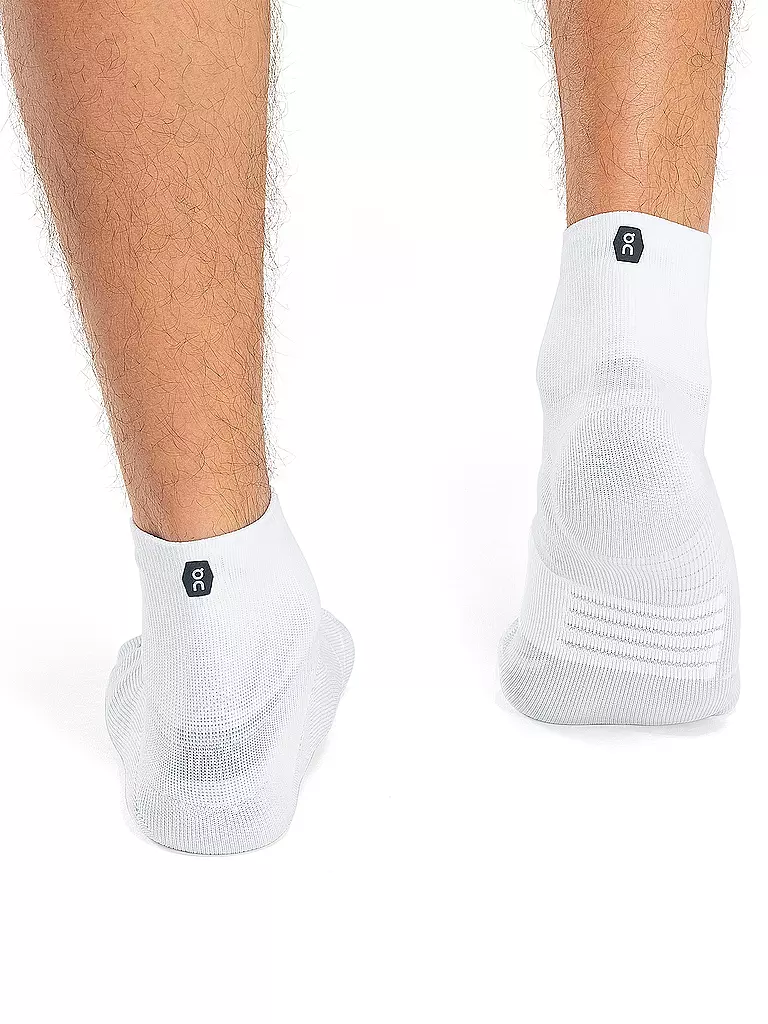 ON | Herren Laufsocken Performance Mid | weiss