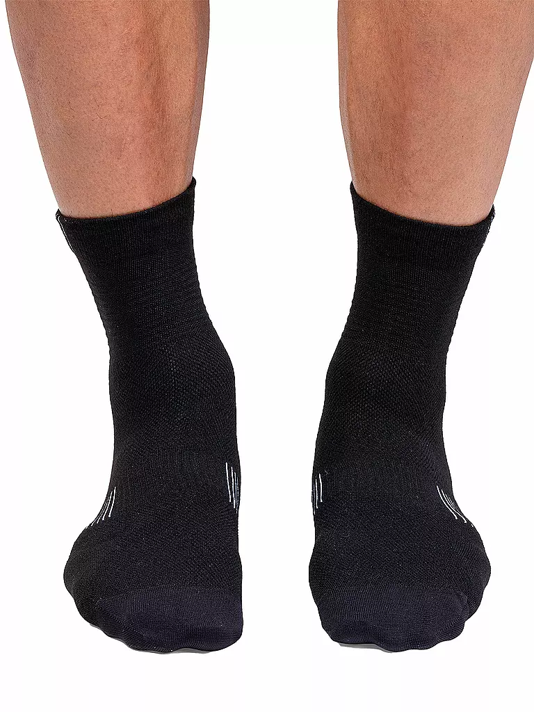 ON | Herren Laufsocken Ultralight Mid | schwarz