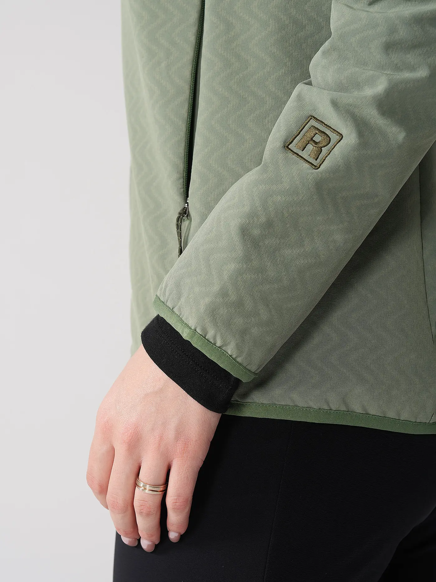 PATAGONIA | Damen Softshelljacke R2 Cross Strata Hoodie | grün