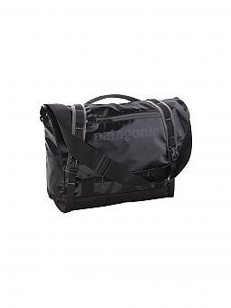 PATAGONIA Schultertasche Black Hole 