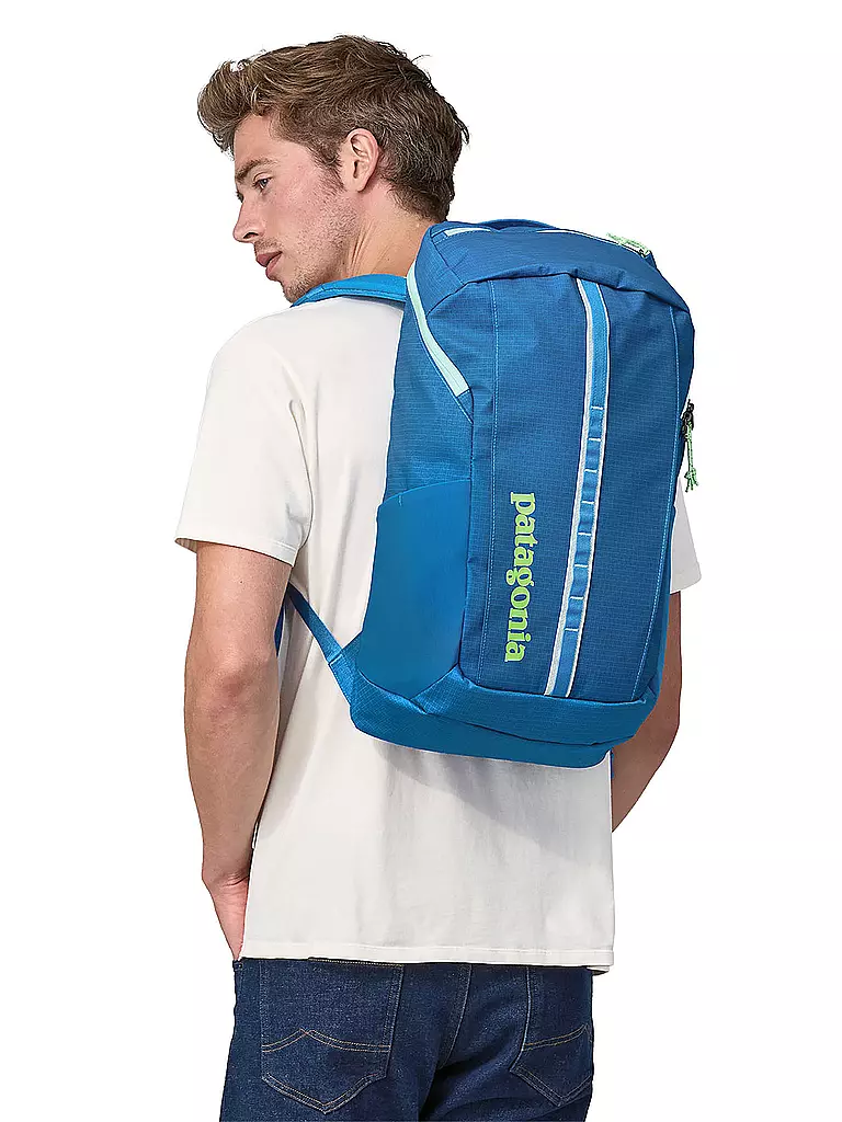PATAGONIA | Tagesrucksack Black Hole 25L | blau