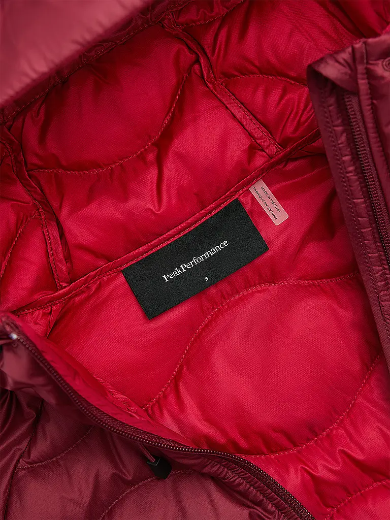 PEAK PERFORMANCE | Damen Daunenjacke Helium Hoodie | beere