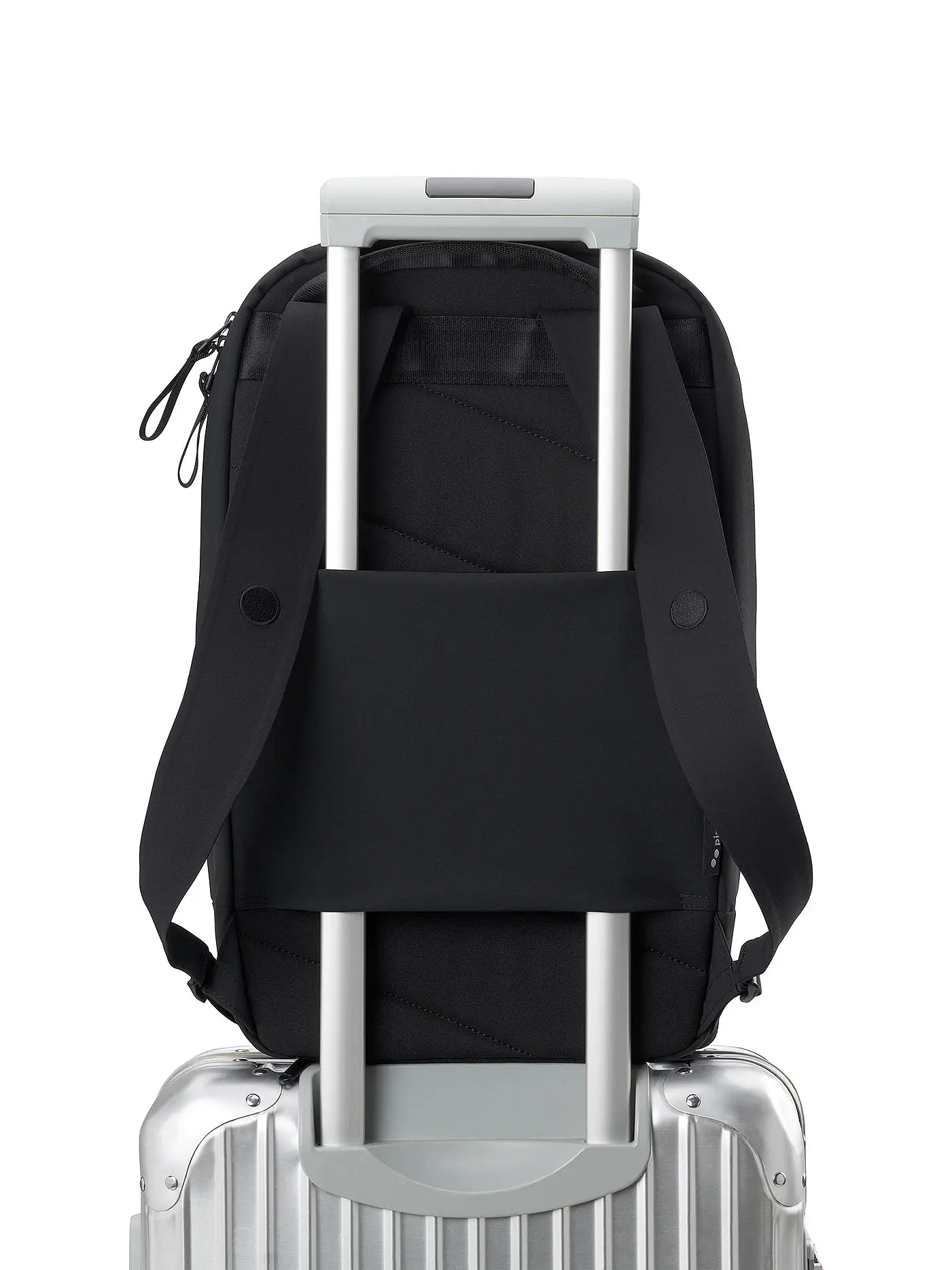 PINQPONQ | Rucksack Kontor Solid 16L | schwarz