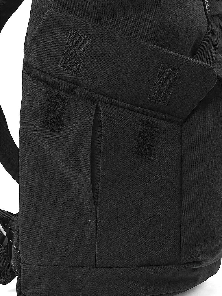 PINQPONQ | Rucksack Kross 20-25L | schwarz