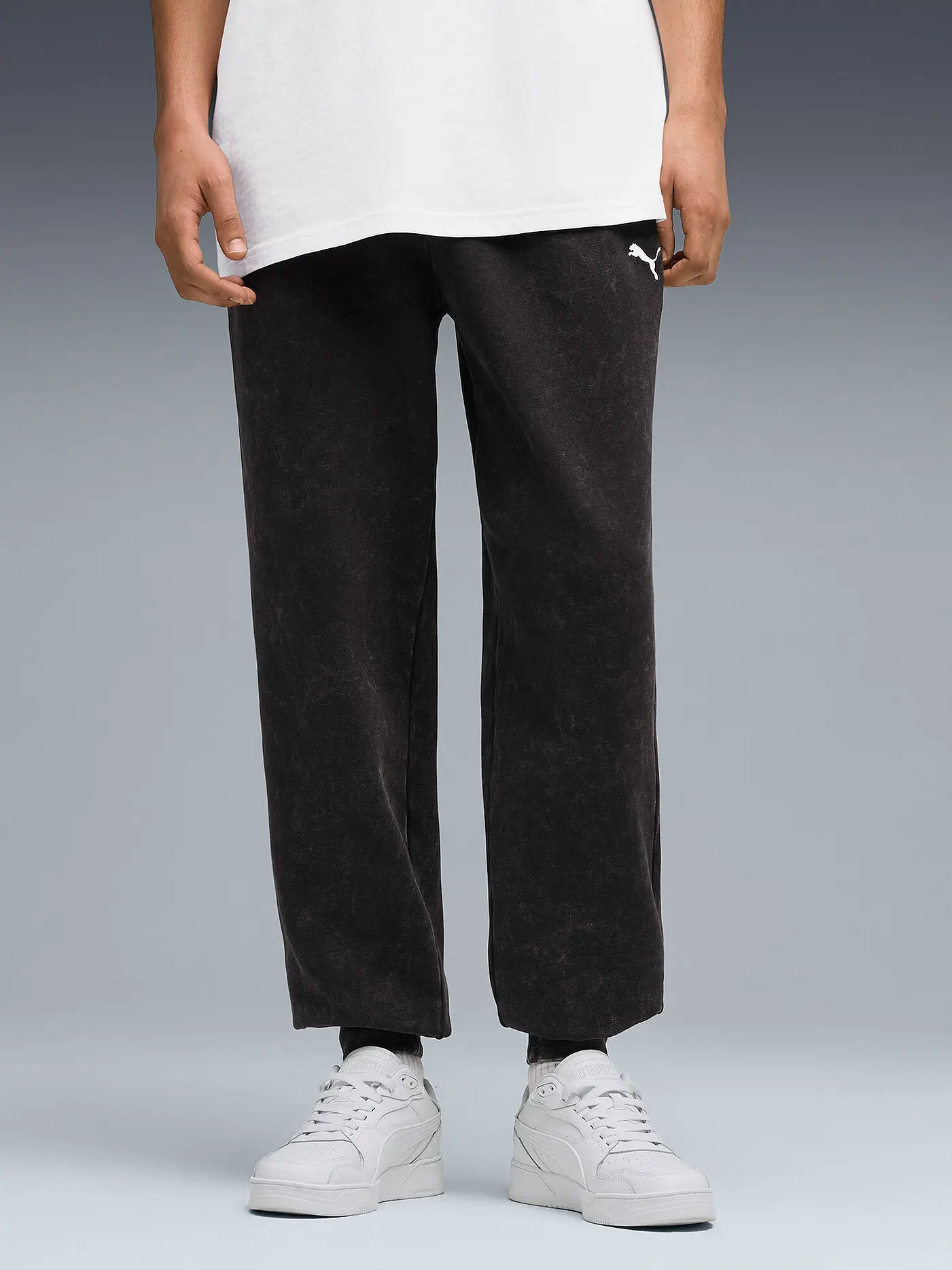 PUMA | Herren Jogginghose ESS ELEVATED Relaxed Wash | schwarz